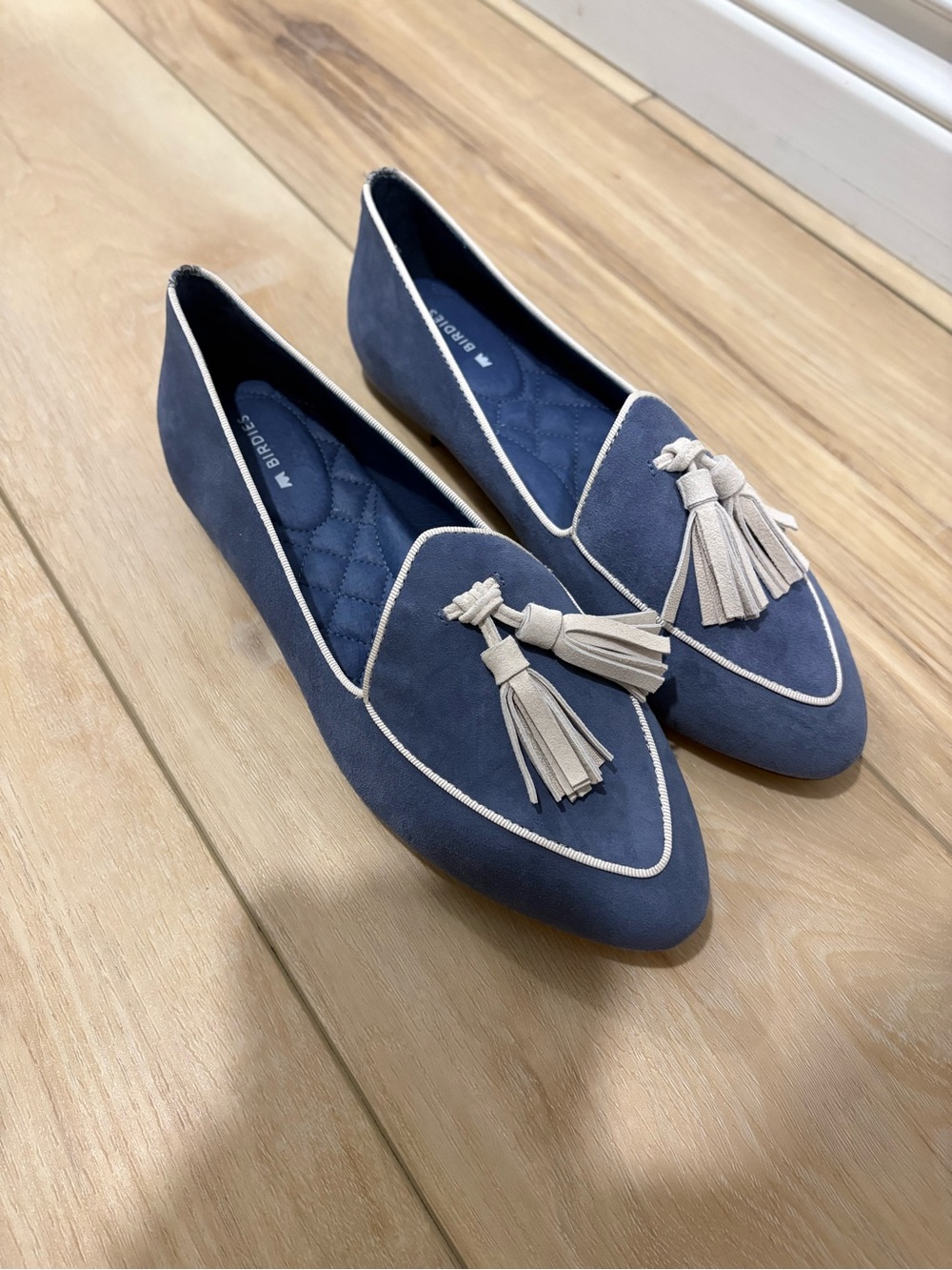 Birdies Heron Flat In Oceano Suede Tassel